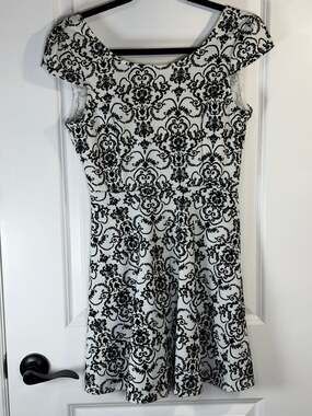Diosa Black and White Damask Print Cap Sleeve Skater Dress